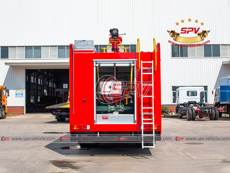 Dry Powder Water Foam Fire Truck IVECO - B